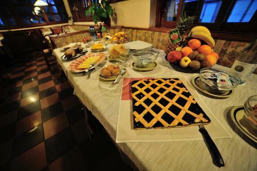 Hostal Happy Days Sul Lago