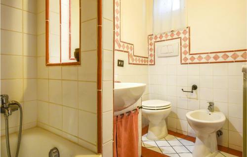 Beautiful Apartment In Piancastagnaio With 3 Bedrooms