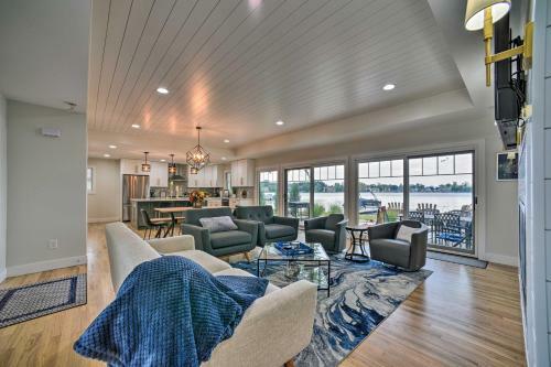 Fenton Home With Patio, All Sports Lake Access