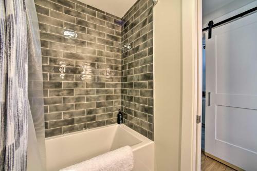 Fenton Home With Patio, All Sports Lake Access