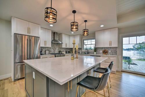Fenton Home With Patio, All Sports Lake Access