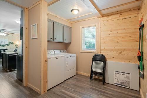 Wine Down Cottage - Summer And Winter Adventures!
