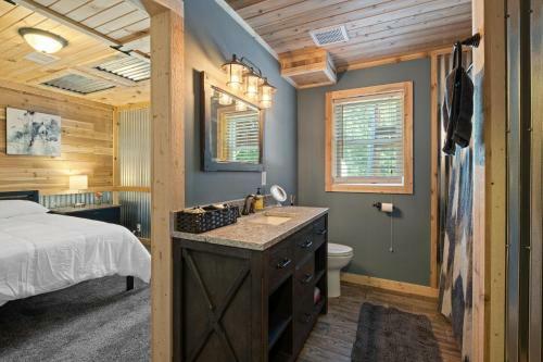 Wine Down Cottage - Summer And Winter Adventures!