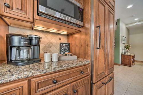 Homey Lakefront Hideaway With 2 Decks And Dock!