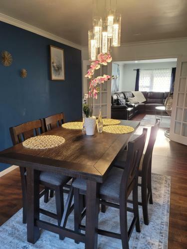 Charming Coastal Haven