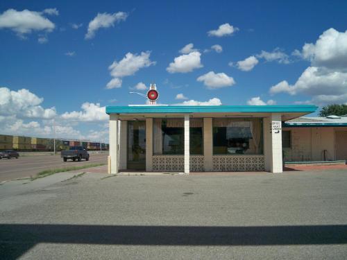 Desert Skies Motel