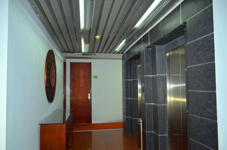 Hotel Stanford Plaza