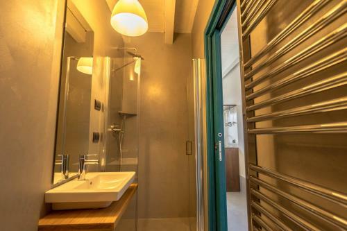 Cabanon Urban Apartments