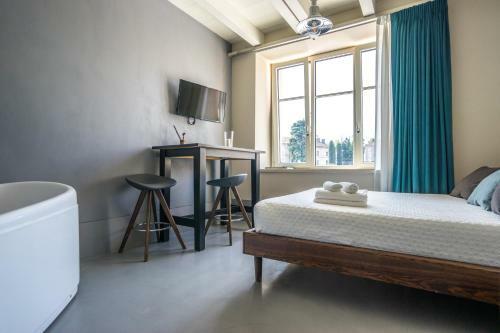 Cabanon Urban Apartments