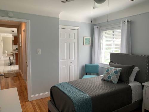Elegant & Spacious 3/2 Gem In Harper Woods