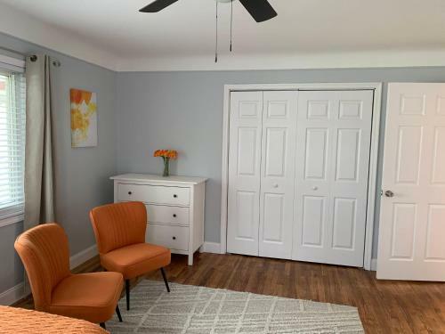 Elegant & Spacious 3/2 Gem In Harper Woods