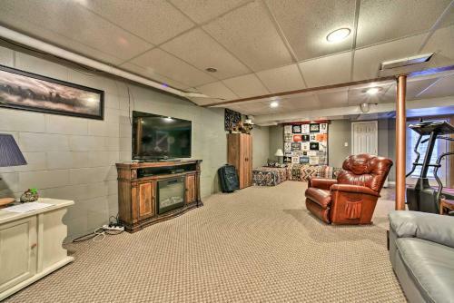 Rustic Haslett Home On 10 Acres About 7 Mi To Msu