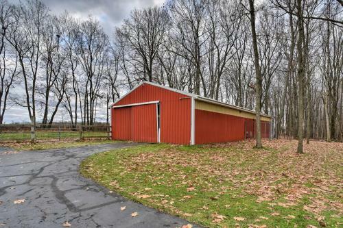 Rustic Haslett Home On 10 Acres About 7 Mi To Msu