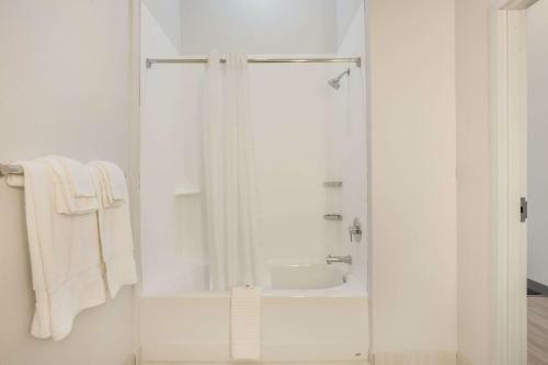 Hotel Comfort Inn & Suites