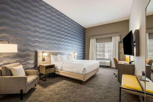Hotel Comfort Inn & Suites