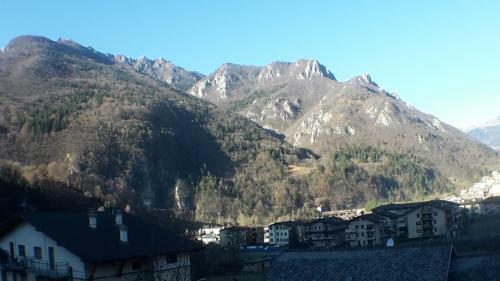 Apartamento Bilocale A Piazza Brembana