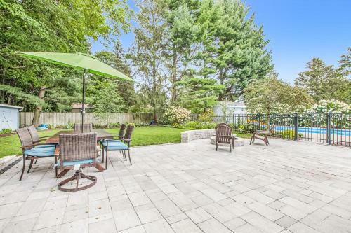 Woodcliff Retreat