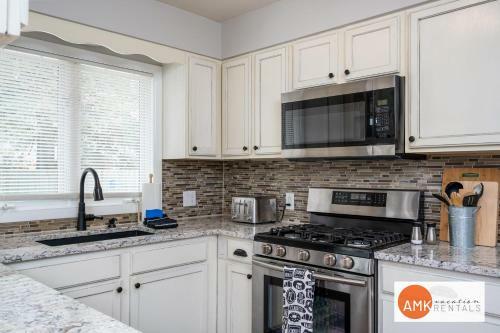 Apartamento Beechwood Poolside Retreat
