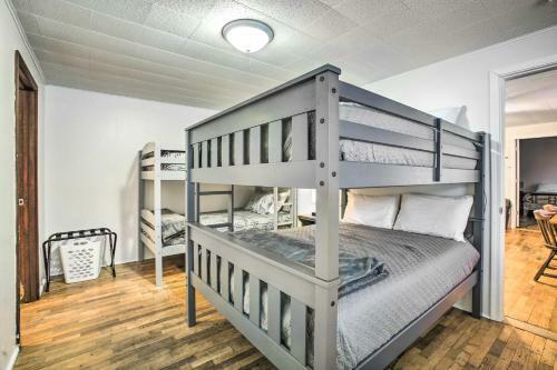 Hike, Fish And Hunt At Cozy Steel Head Suite