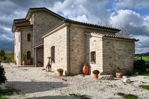 Villa Le Pietre Bnb - Tenuta Di Campagna