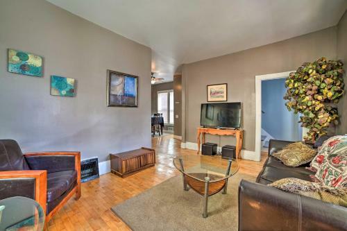 Manistee Home With Sunroom About 1 Mile To Beaches!
