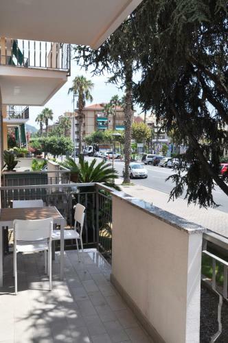 Apartamento Viale Repubblica 307 2