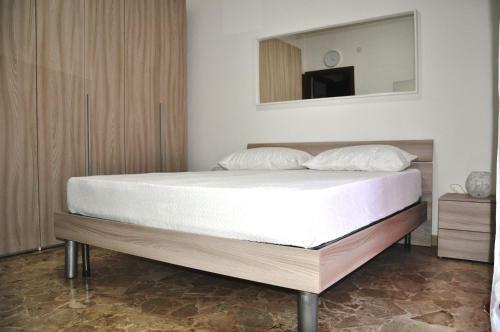 Apartamento Viale Repubblica 307 4