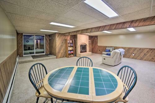Lake Michigan Home With Private Beach And Deck!