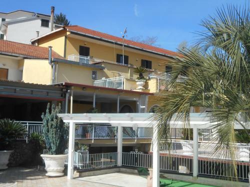 Apartamento Appartamento Mare E Monti Two