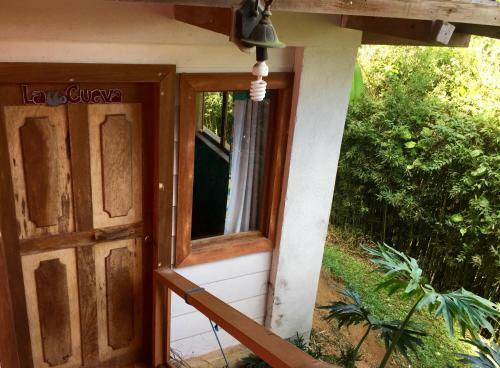 Albergue Spanish By The River - Turrialba