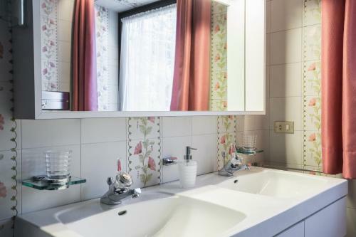 Villa Kronplatz Lodge Dolomites