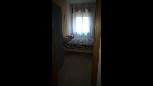 Hostal Room In Bb - Spacious Double Room A Stones Throw From The Sea