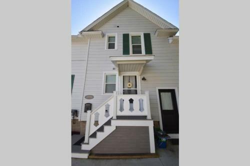 Apartamento Steps From Downtown Plymouth-walk To Everything!
