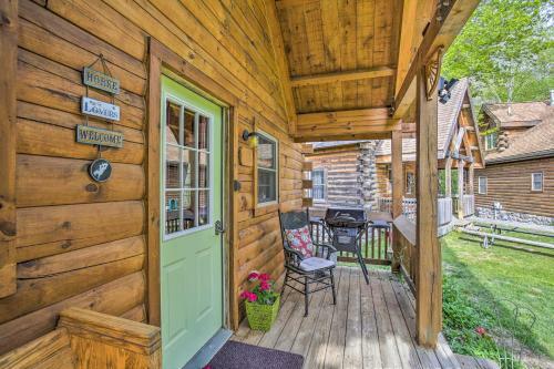 Resort Cabin With Fire Pit Golf, Hike, And Play!