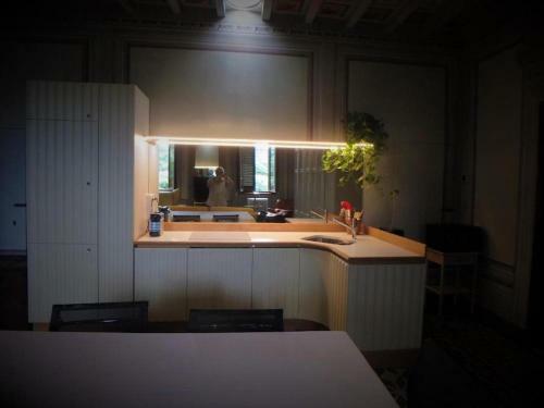 Spacious Apartment In The Villa