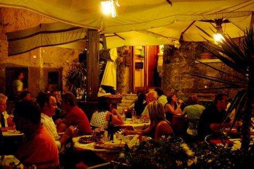 Hostal Affittacamere La Magica Torre