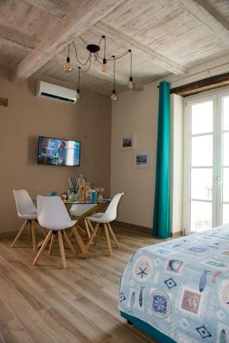 Hostal Residenza Maria Antonietta - 50 Metri Dal Mare