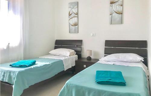 Awesome Apartment In Pizzo With 2 Bedrooms