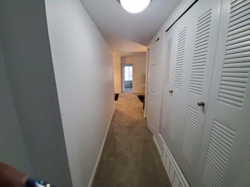 Bed & Breakfast Private Guest Suite Private Bath Comfortable Luxury Corporate Apartment With Pool