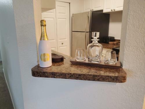 Bed & Breakfast Private Guest Suite Private Bath Comfortable Luxury Corporate Apartment With Pool