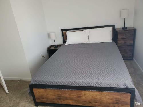 Bed & Breakfast Private Guest Suite Private Bath Comfortable Luxury Corporate Apartment With Pool