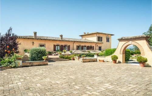 Apartamentos Stunning Home In Poggio Catino W/ Outdoor Swimming Pool, Sauna And Wifi