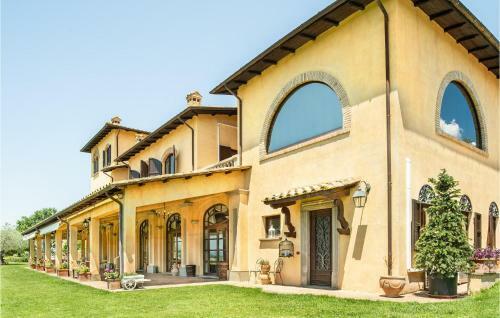 Apartamentos Stunning Home In Poggio Catino W/ Outdoor Swimming Pool, Sauna And Wifi