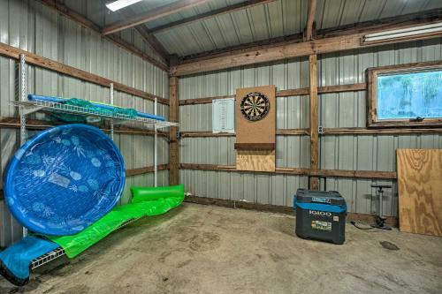 Renovated, Spacious Retreat In Union Pier!