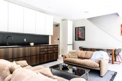White Pearl Guest House