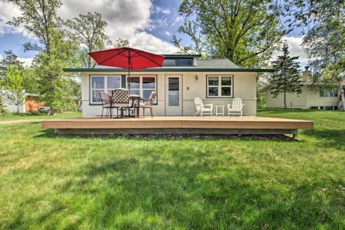 Waterfront Gull Lake Getaway With Dock And Yard!