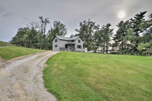 Pet-friendly Spring Grove Home With Serene Yard!