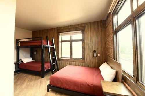 Hotel Crosby Lofts