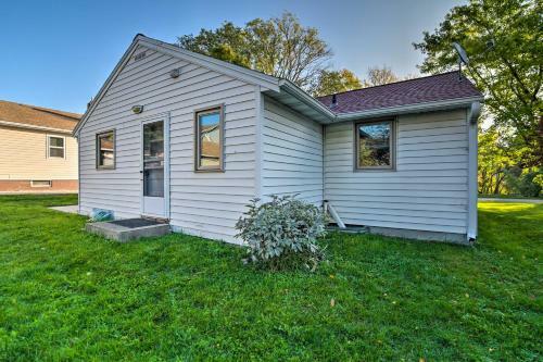 Charming Home With Patio Near Otter Tail River!