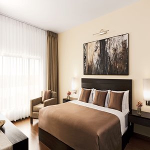 The Gateway Hotel